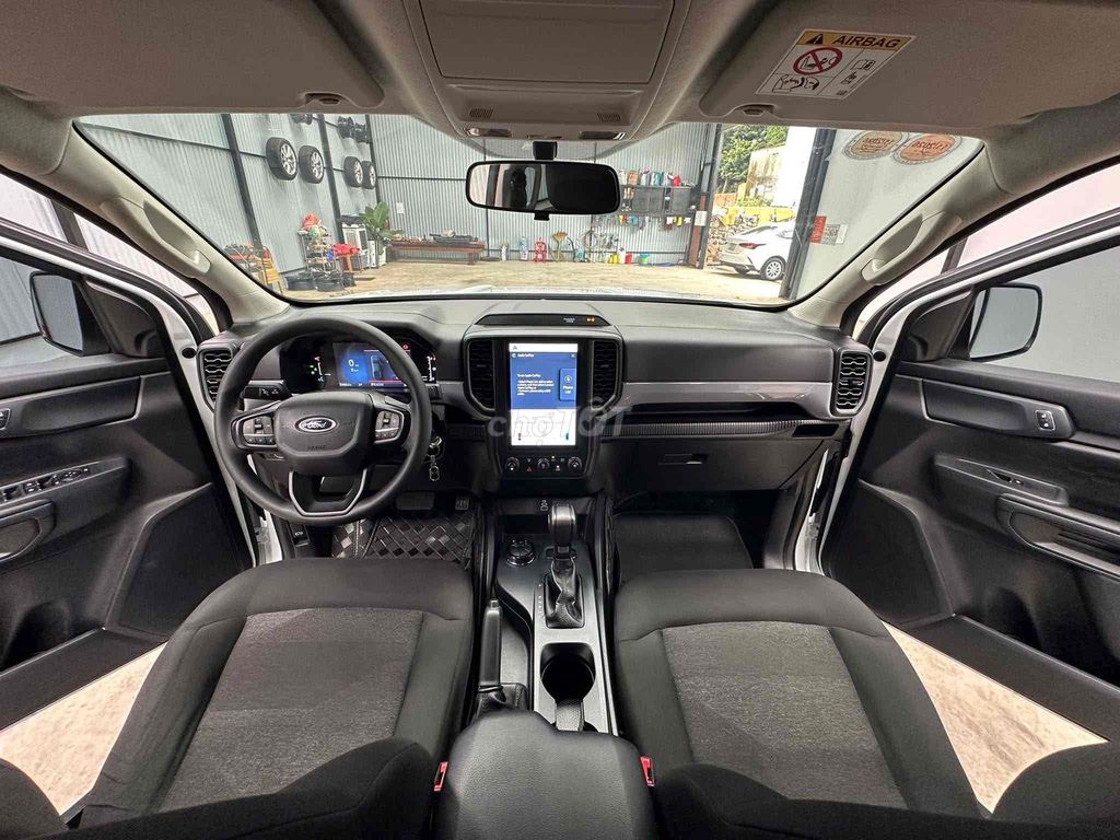 Ford Ranger 2023 XLS AT 2 cầu. Mua bán Ô tô tại Thành phố Buôn Ma Thuột Đắk Lắk được đăng bởi Hiếu Đắk Lắk hình 15