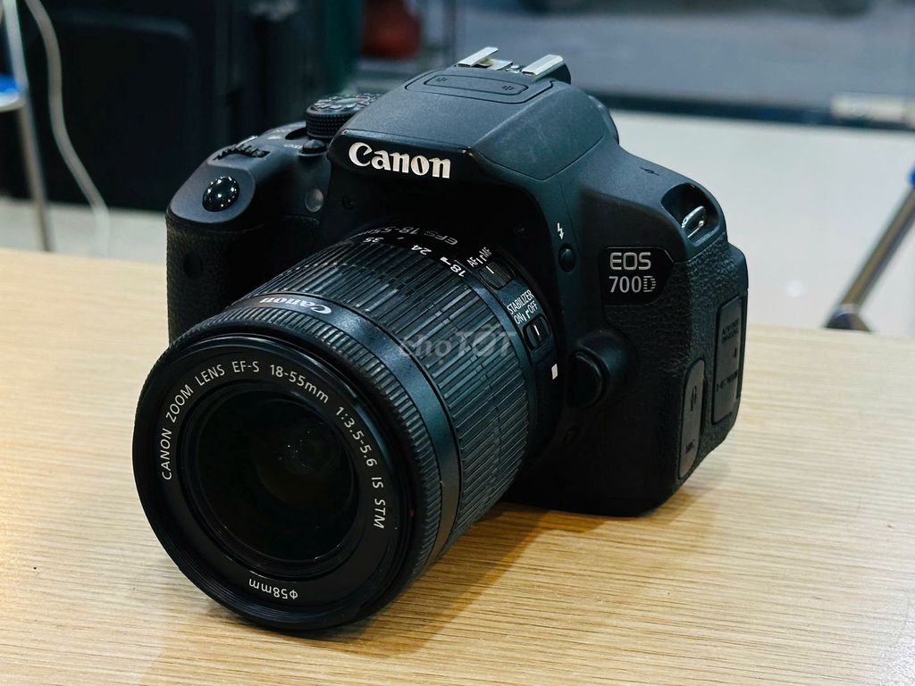 Máy ảnh Canon 700D. Mua bán Máy ảnh, Máy quay tại Quận Đống Đa Hà Nội được đăng bởi Thế Hoàng hình 1