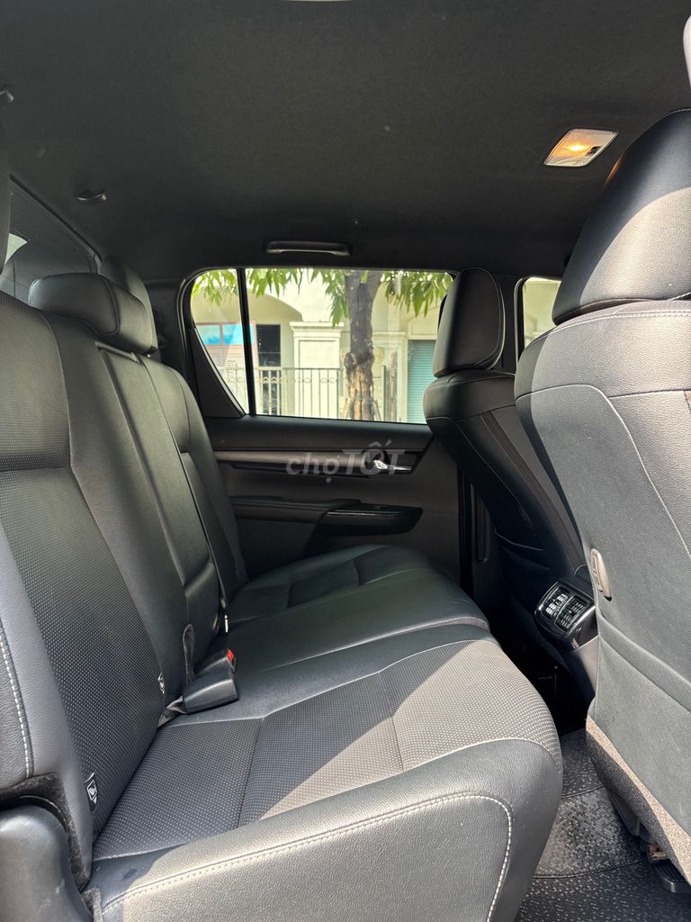 Toyota Hilux 2.8L 4x4 AT Adventure 2021 Nhập Thái. Mua bán Ô tô tại Thành phố Thủ Đức Tp Hồ Chí Minh được đăng bởi Auto Đông Sài Gòn Official hình 17