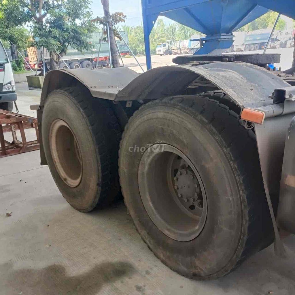 đầu kéo. Mua bán Xe tải, xe ben tại Huyện Bàu Bàng Bình Dương được đăng bởi huy bình dương hình 4