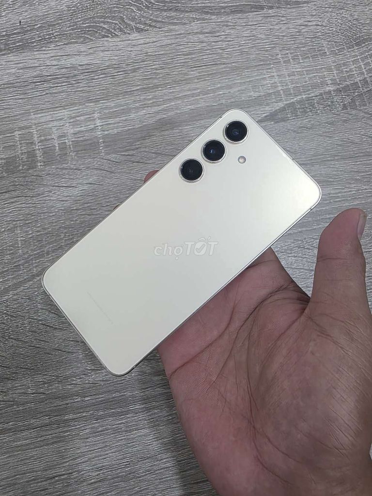 Samsung Galaxy S24 8GB 256GB Trắng. Mua bán Điện thoại tại Quận Gò Vấp Tp Hồ Chí Minh được đăng bởi Cửa hàng  KGPHONE STORE hình 1