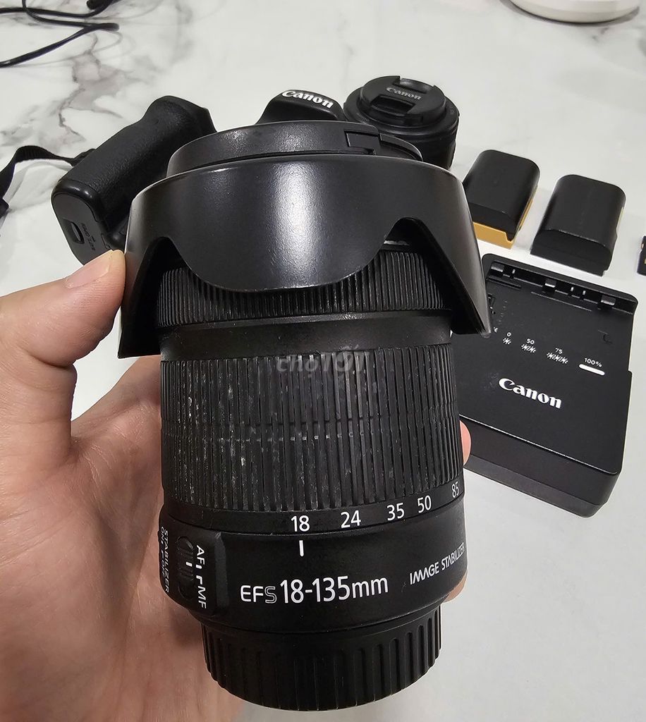 COMBO Canon 70D + 2 lens (18 135 & 50 1.8). Mua bán Máy ảnh, Máy quay tại Thành phố Thủ Đức Tp Hồ Chí Minh được đăng bởi Hoang Mark hình 1