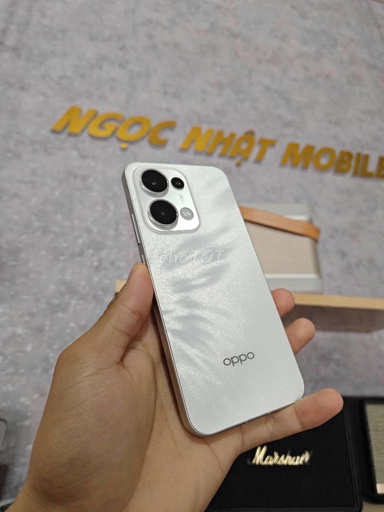 Oppo Reno 13 (12/256) Nguyên Zin Camera AI. Mua bán Điện thoại tại Thành phố Buôn Ma Thuột Đắk Lắk được đăng bởi Nguyễn Ngọc Nhật hình 1