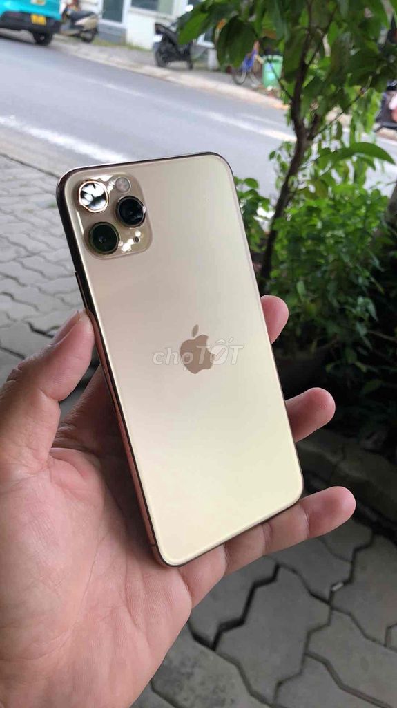Bán iPhone 11 Pro Max gold quốc tế 64g pin 100%. Mua bán Điện thoại tại Thành phố Thủ Đức Tp Hồ Chí Minh được đăng bởi Hoạ Bì hình 1