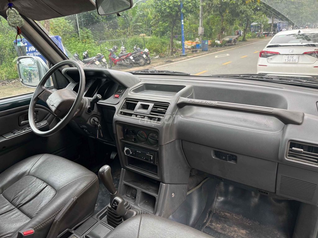 Mitsu Pajero chính chủ bs61 máy êm. Mua bán Ô tô tại Thành phố Thủ Dầu Một Bình Dương được đăng bởi hien pham hình 5