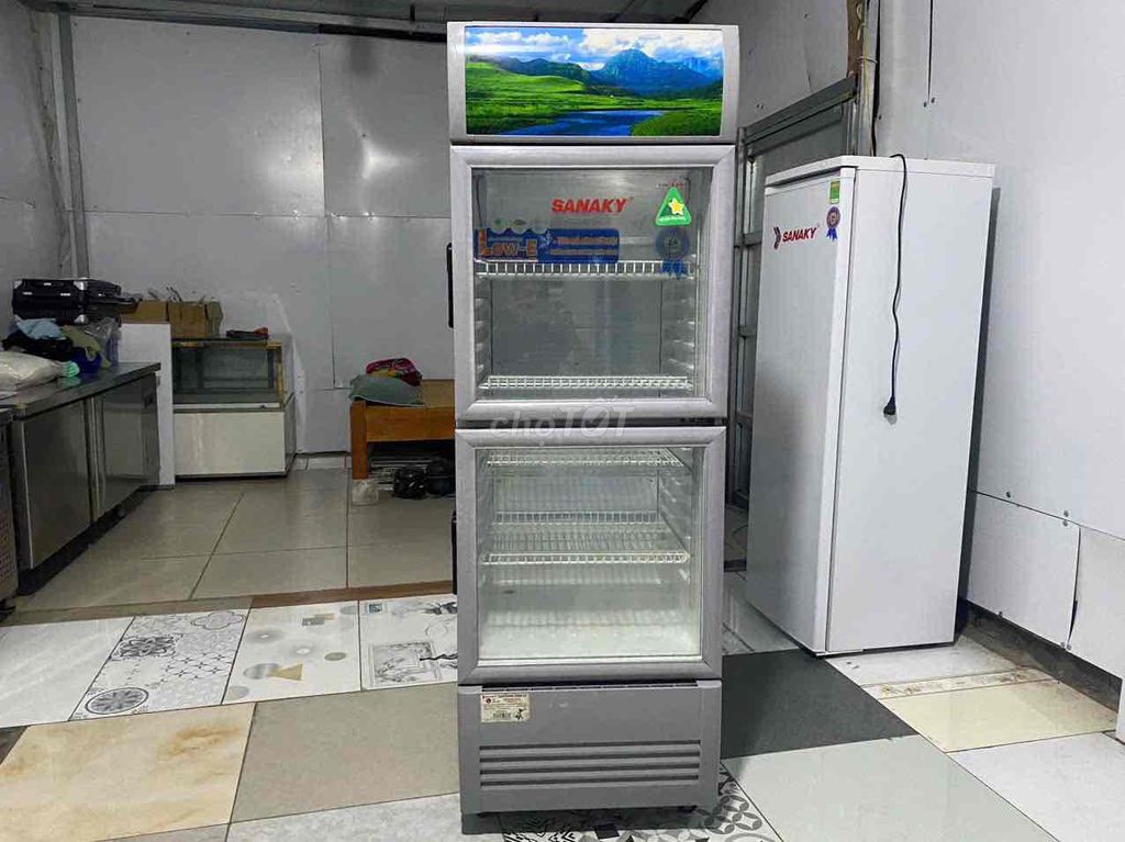 tủ mát sanaky 300l tủ đẹp mới 95% làm mát tốt