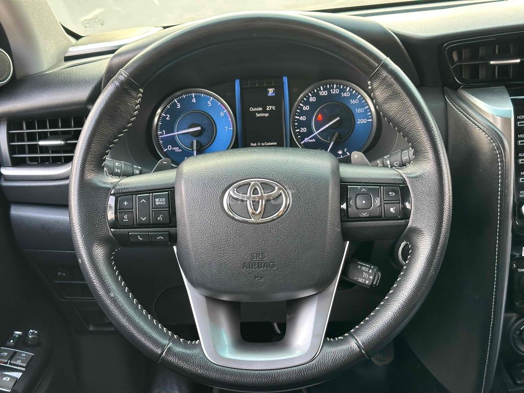 Toyota Fortuner 2021 2.7V 4x4 2 Cầu Máy Xăng Nhập. Mua bán Ô tô tại Quận Cầu Giấy Hà Nội được đăng bởi Vũ Kiên hình 10