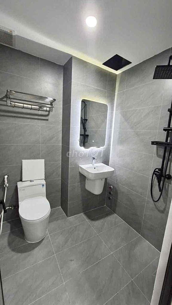 CHO THUÊ NHÀ MỚI 3,5 TẦNG 6 PHÒNG NGỦ KĐT PHƯỚC LONG GIÁ
