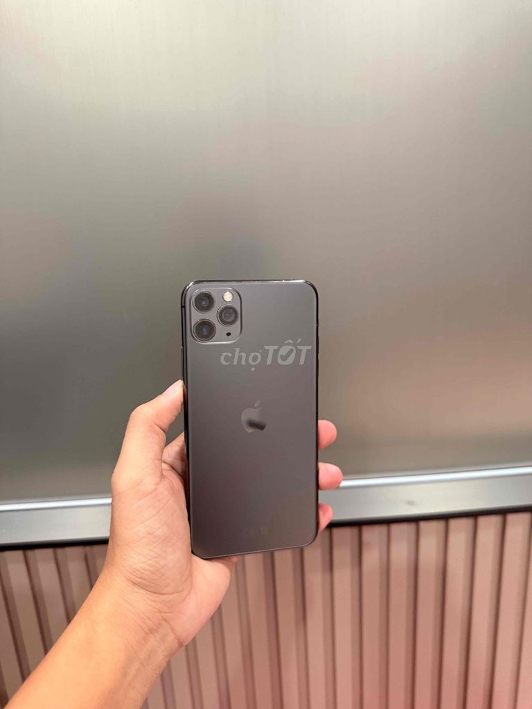 iPhone 11 Pro Max 64G Quốc Tế Full chức năng. Mua bán Điện thoại tại Quận Thanh Khê Đà Nẵng được đăng bởi Thuỳ Trang hình 1