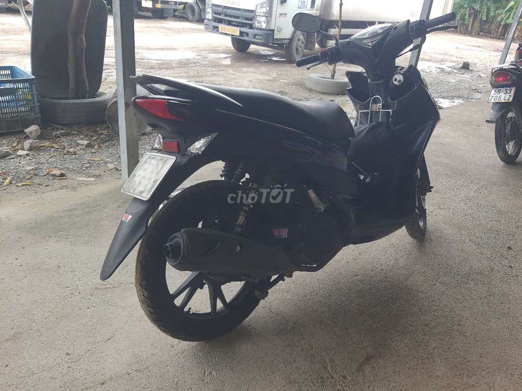 Suzuki 125Fi Đen keng. Mua bán Xe máy tại Thành phố Dĩ An Bình Dương được đăng bởi Ngọc Tùng  hình 3