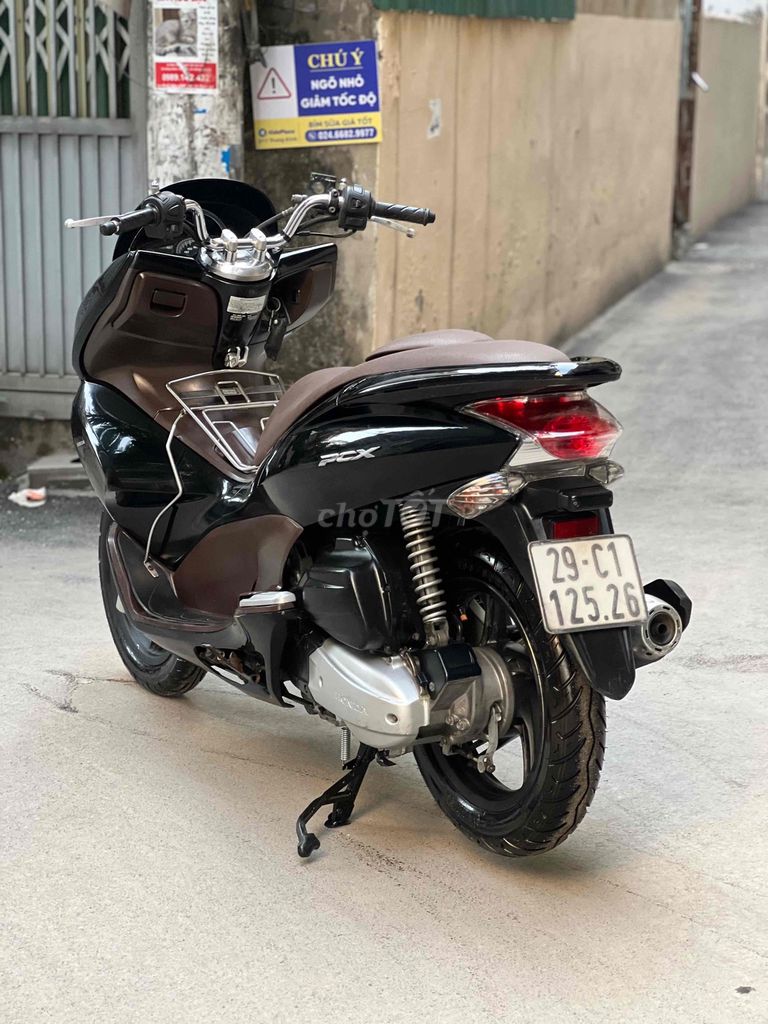 Chào bán PCX xe nhập. bao đẹp nguyên zin. Mua bán Xe máy tại Quận Cầu Giấy Hà Nội được đăng bởi Xe Máy Đoàn Văn Cam Kết Đúng Ảnh Đúng Biển Đúng Giá Trị hình 6