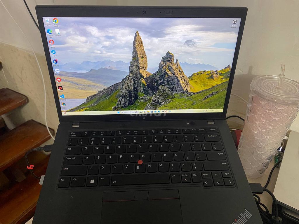 Cần bán con thinkpad L14 gen 3 mới sử dụng 6 tháng