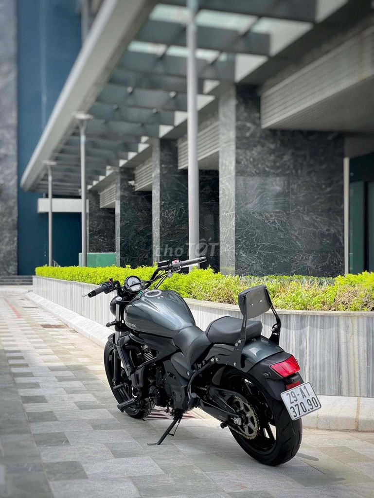 Kawasaki Vulcan S650. Mua bán Xe máy tại Quận Cầu Giấy Hà Nội được đăng bởi Tuấn Việt Motor hình 2