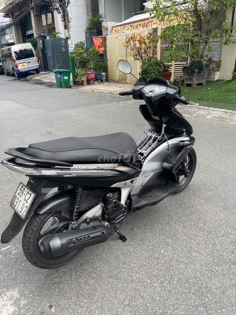 Honda Ab 2011 đời chót nẹp xi,bstp,xe zin êm ru. Mua bán Xe máy tại Quận 7 Tp Hồ Chí Minh được đăng bởi Trung Anh hình 5