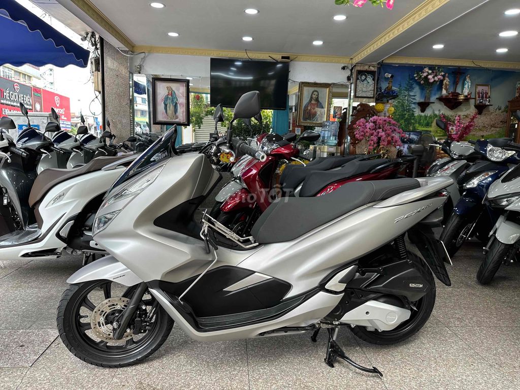 Honda PCX 150 10/2019 Bạc Đen BSTP Chính Chủ