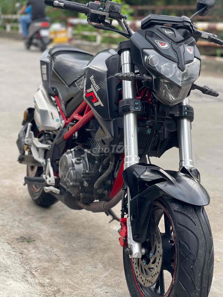 Benelli TNT125 Bstp có cccd chủ xe. Mua bán Xe máy tại Quận Bình Tân Tp Hồ Chí Minh được đăng bởi Nguyễn Trần Khắc Trường hình 2