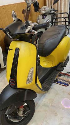 Bán xe Vespa Sprint máy Iget  nữ đi. Mua bán Xe máy tại Quận Bình Tân Tp Hồ Chí Minh được đăng bởi Đỗ Hai
