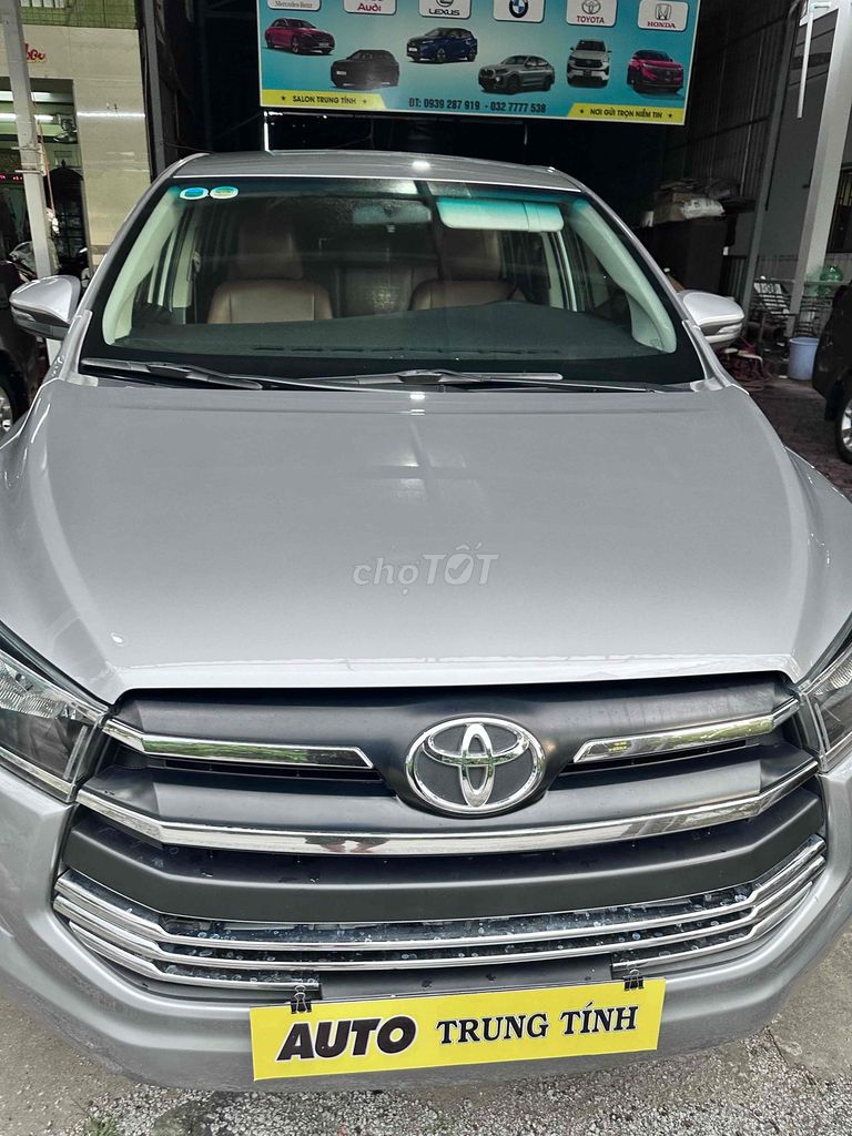 Toyota Innova 2018 2.0E - 52000 km