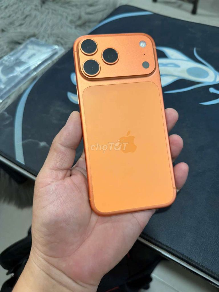  iPhone 17 Pro Max 256GB Cam VN. Mua bán Điện thoại tại Quận Bình Thạnh Tp Hồ Chí Minh được đăng bởi Hoàng Giang hình 1