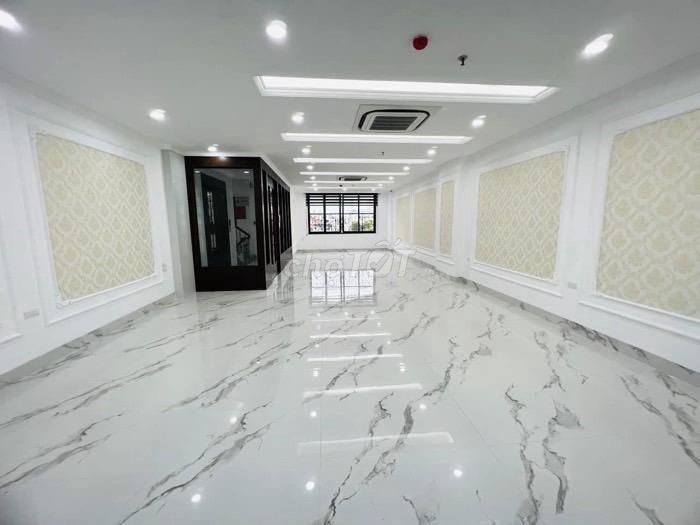 Tòa nhà văn phòng 7 tầng đường Nguyễn Xiển, Quận Thanh Xuân giá 25 tỷ