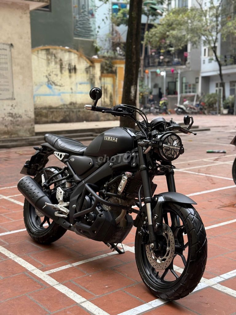 Yamaha XSR đen nhám 2022 có trả góp trao đổi ✅. Mua bán Xe máy tại Quận Thanh Xuân Hà Nội được đăng bởi Phú Lý hình 1