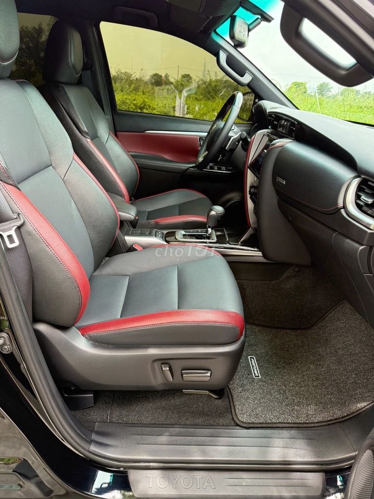 Toyota Fortuner Legender 2025 2.4L 4x2 AT. Mua bán Ô tô tại Thành phố Thủ Đức Tp Hồ Chí Minh được đăng bởi Đức Tứ Bánh hình 15