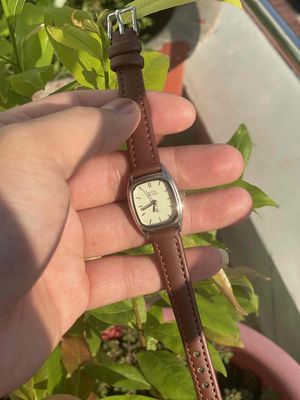 Đồng hồ Royal Crown nữ dây da nâu. Mua bán Đồng hồ tại Quận Bình Tân Tp Hồ Chí Minh được đăng bởi Hào Lê