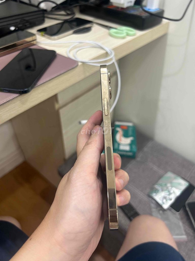 iPhone 12 Pro Max 128G quốc tế zin đẹp. Mua bán Điện thoại tại Quận Ba Đình Hà Nội được đăng bởi Lâm mobile hình 2