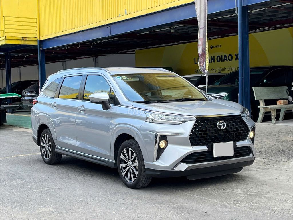 TOYOTA VELOZ CROSS 2022 XE GIA ĐÌNH LƯỚT VAY 75%. Mua bán Ô tô tại Quận Gò Vấp Tp Hồ Chí Minh được đăng bởi Hiếu hình 3