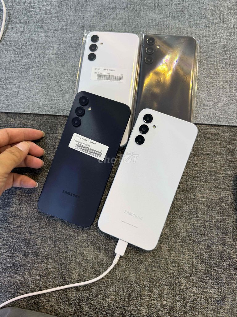Samsung Galaxy Jump3 snap 888. Mua bán Điện thoại tại Huyện Đồng Phú Bình Phước được đăng bởi Linh Mobile Đồng Phú  Đồng Xoài  Bình Phước hình 1