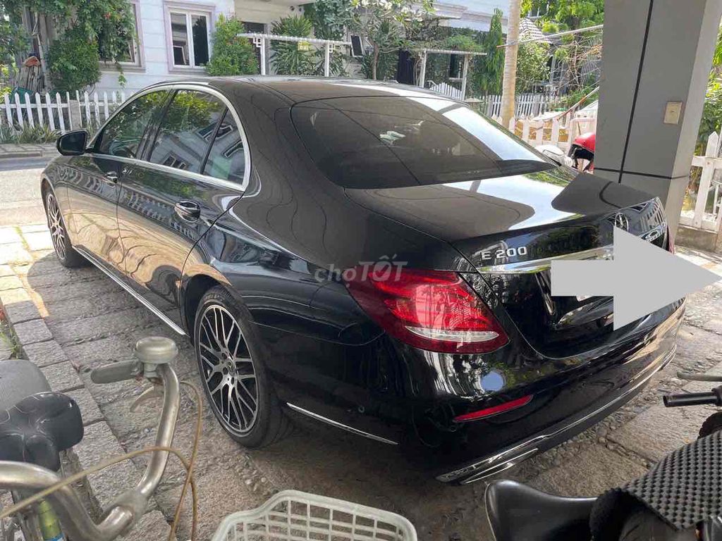 Mercedes Benz E Class 2019 E200. Mua bán Ô tô tại Quận 12 Tp Hồ Chí Minh được đăng bởi Lê Trung Chính hình 3