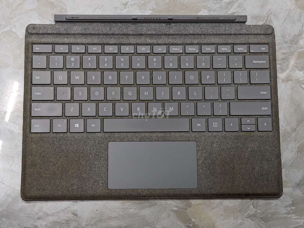 Xác bàn phím Surface pro