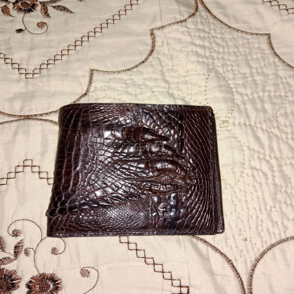 Ví da nam da cá sấu xịn. Mua bán Túi xách tại Quận Ngô Quyền Hải Phòng được đăng bởi Đỗ Minh Tú  hình 1