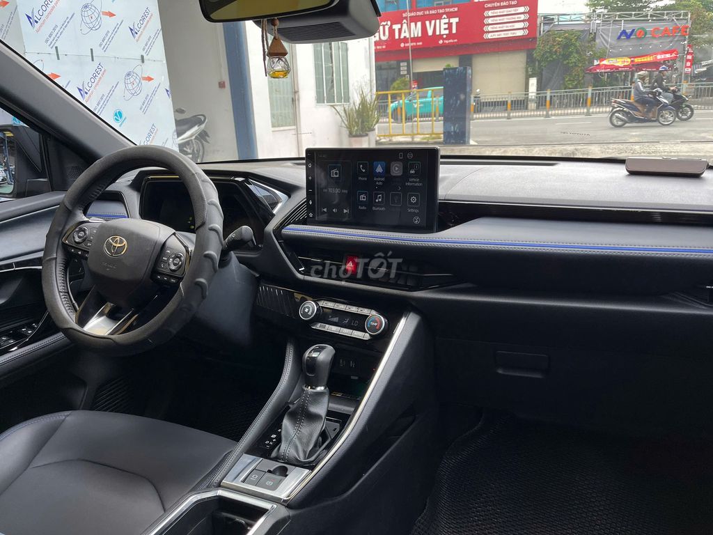 TOYOTA YARIS CROSS S 2024 XE GIA ĐÌNH LƯỚT VAY 75%. Mua bán Ô tô tại Quận Tân Phú Tp Hồ Chí Minh được đăng bởi Hiếu hình 13