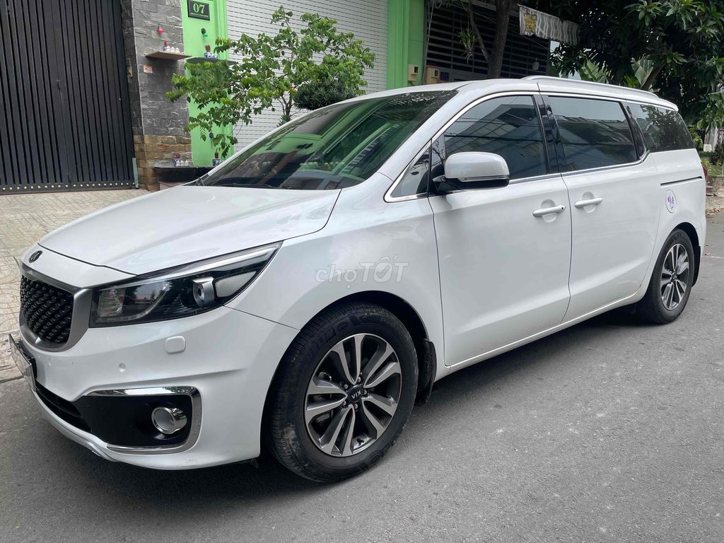 Kia Sedona 2017 2.2 DATH - 72000 km máy dầu full