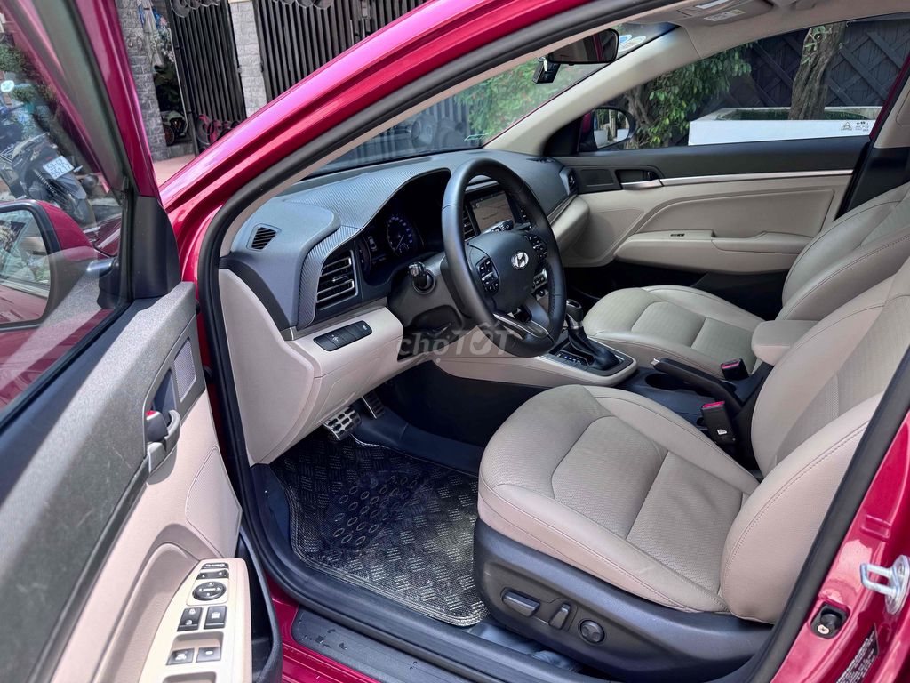 Hyundai Elantra 2019 2.0AT - 80000 km. Mua bán Ô tô tại Quận 12 Tp Hồ Chí Minh được đăng bởi Tân  hình 6