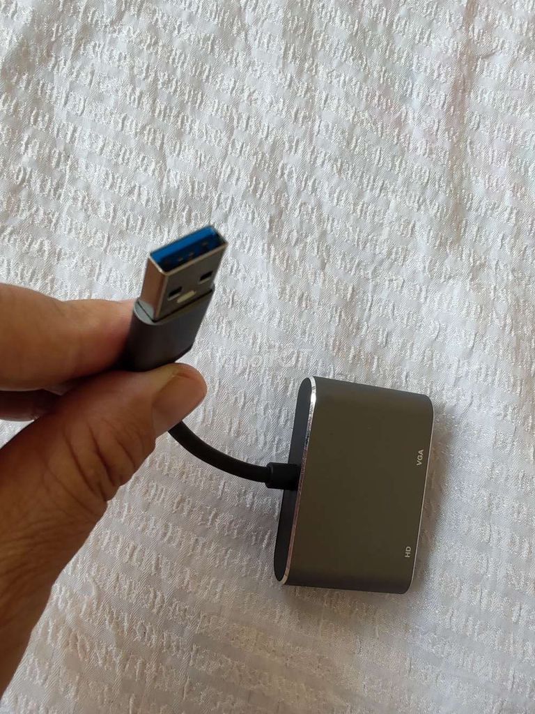 Cáp truyền dữ liệu từ đầu USB ra VGA và HDMI xám