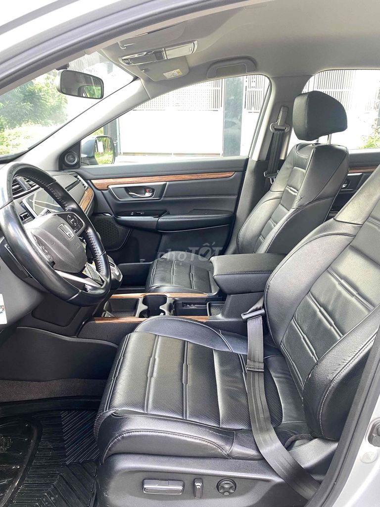 Honda CRV 2019 G Xe đẹp và Zin. Mua bán Ô tô tại Thành phố Thủ Đức Tp Hồ Chí Minh được đăng bởi Nguyen Kien hình 10