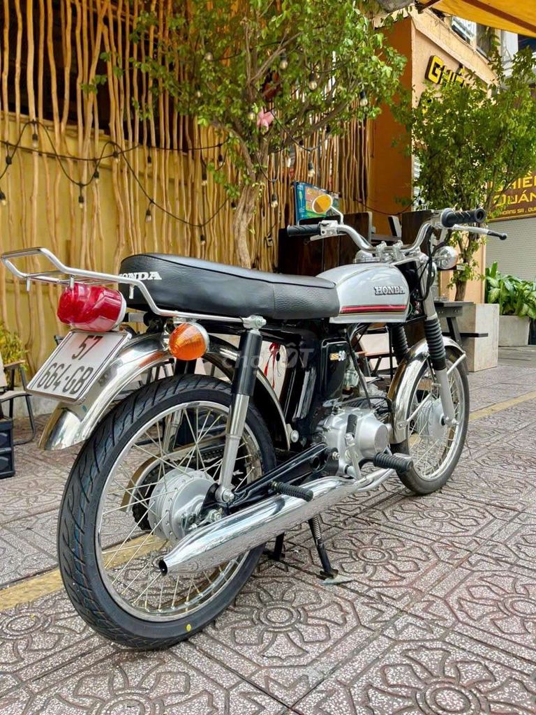 Honda SS50 1989 Bạc. Mua bán Xe máy tại Quận Phú Nhuận Tp Hồ Chí Minh được đăng bởi Nga Trần hình 4