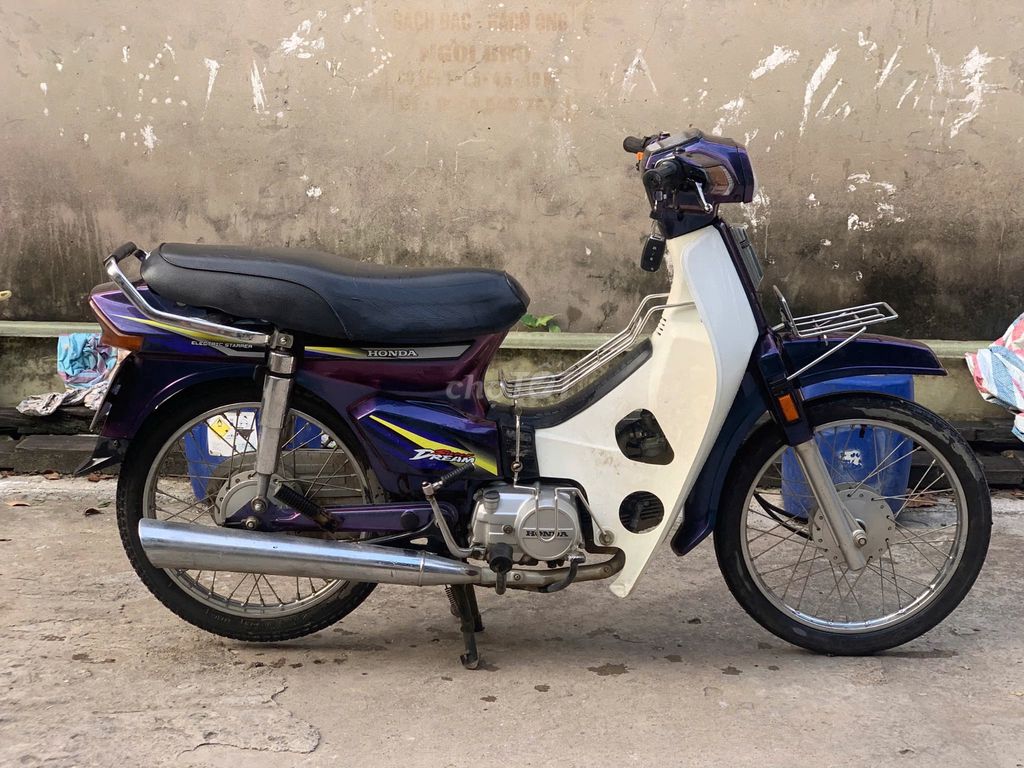 Mình cần bán xe Dream đời 1995 hoặc trade tay côn. Mua bán Xe máy tại Huyện Chương Mỹ Hà Nội được đăng bởi Giang hình 9