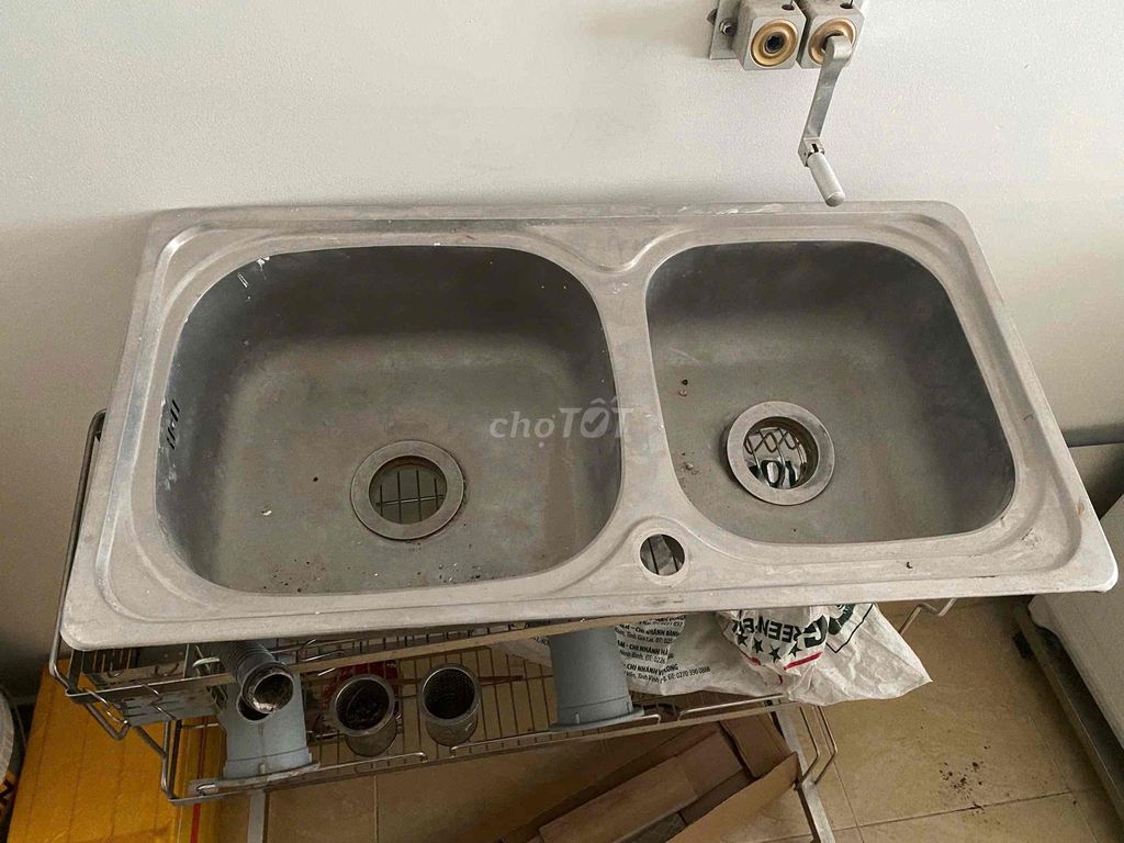 Bồn rửa chén Inox 2 hộc Bạc. Mua bán Dụng cụ nhà bếp tại Huyện Nhà Bè Tp Hồ Chí Minh được đăng bởi Hải Yến hình 1