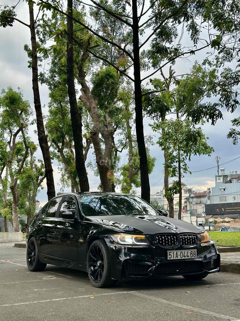 BMW 3 Series 2011 325i - chính chủ. Mua bán Ô tô tại Quận Tân Phú Tp Hồ Chí Minh được đăng bởi thành lương hình 5