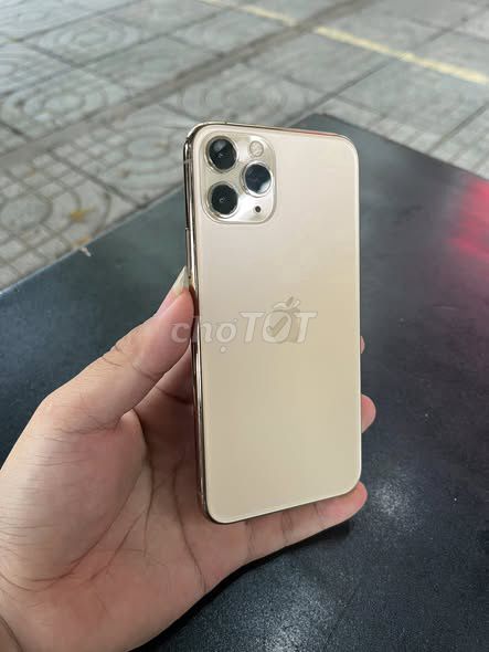 Apple iPhone 11 Pro 256GB Vàng Đã sử dụng. Mua bán Điện thoại tại Quận 1 Tp Hồ Chí Minh được đăng bởi Hội Đồ Điện Tử hình 1