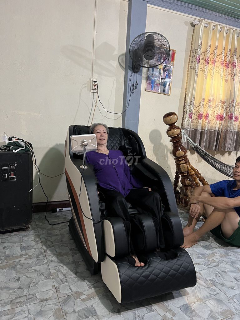 Ghế Massage Full Chức Năng T.Lý Trưng Bày Freeship