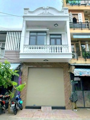Аренда · 2 комн. · 80 м² · Quận Tân Bình, ул. Đường Bàu Cát