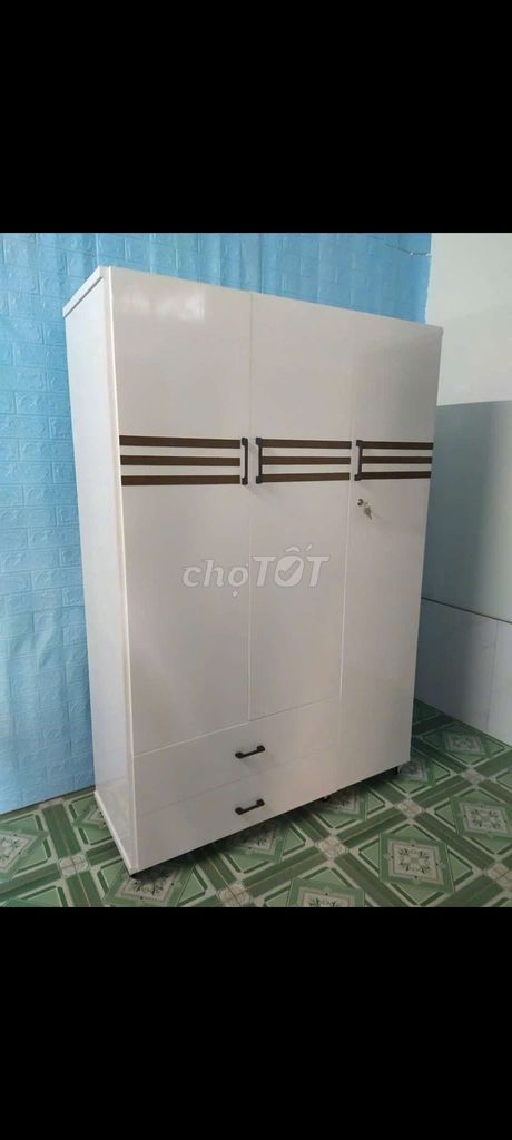 TỦ NHỰA ĐÀI LOAN 3 CÁNH MÀU TRẮNG DÁN CHỈ ÓC CHÓ . Mua bán Tủ, kệ gia đình tại Thành phố Thủ Đức Tp Hồ Chí Minh được đăng bởi Tủ nhựa đài loan hoàng quân hình 1