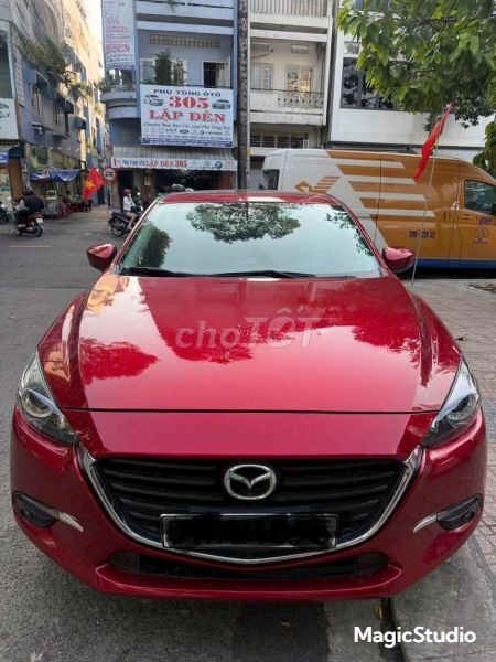 Мазда Мазда 3 2.0L Спортивная подпись Премиум 2019 Красная