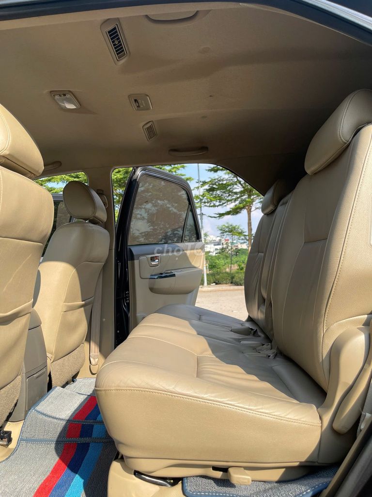 Toyota Fortuner 2012 2.7V xám xi măng đẹp gắt xe. Mua bán Ô tô tại Quận Thanh Xuân Hà Nội được đăng bởi Vạn Phát  Auto hình 6