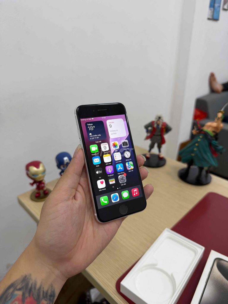 iPhone Se 2020 QTE 128G Zin Nguyên Bản Full CN. Mua bán Điện thoại tại Quận Cầu Giấy Hà Nội được đăng bởi Trung Kiên Trả Góp Bao Nợ Xấu hình 1