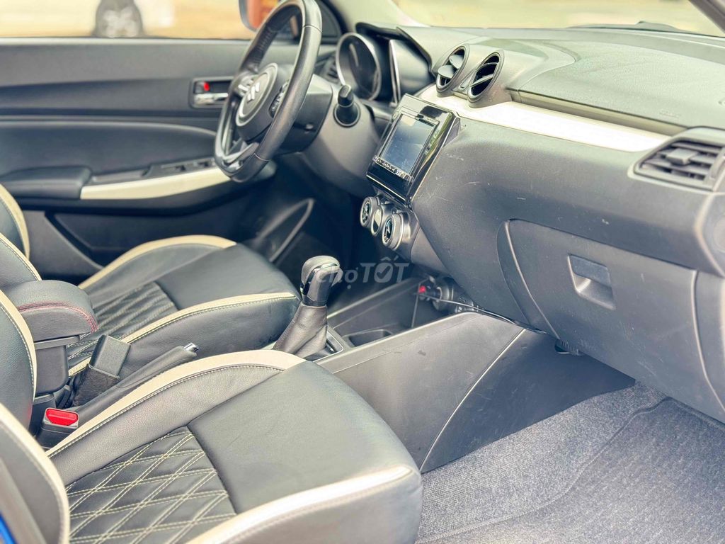 Suzuki Swift 2019 GLX 1.2 CVT - 60000 km. Mua bán Ô tô tại Thành phố Thuận An Bình Dương được đăng bởi Mr Đức hình 12
